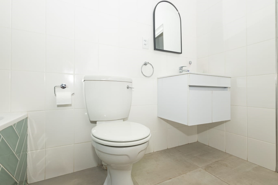 To Let 2 Bedroom Property for Rent in Wynberg Western Cape